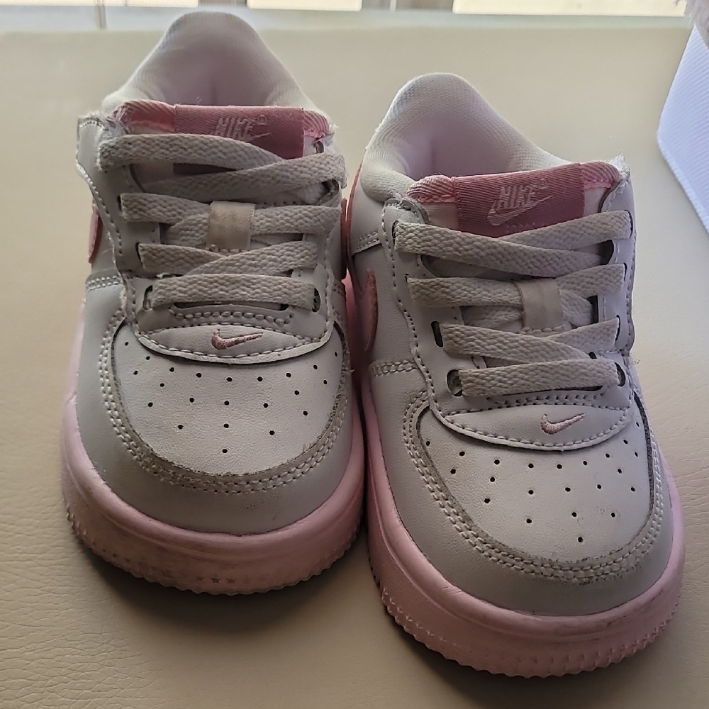 Nike Kids White and Pink Sneakers